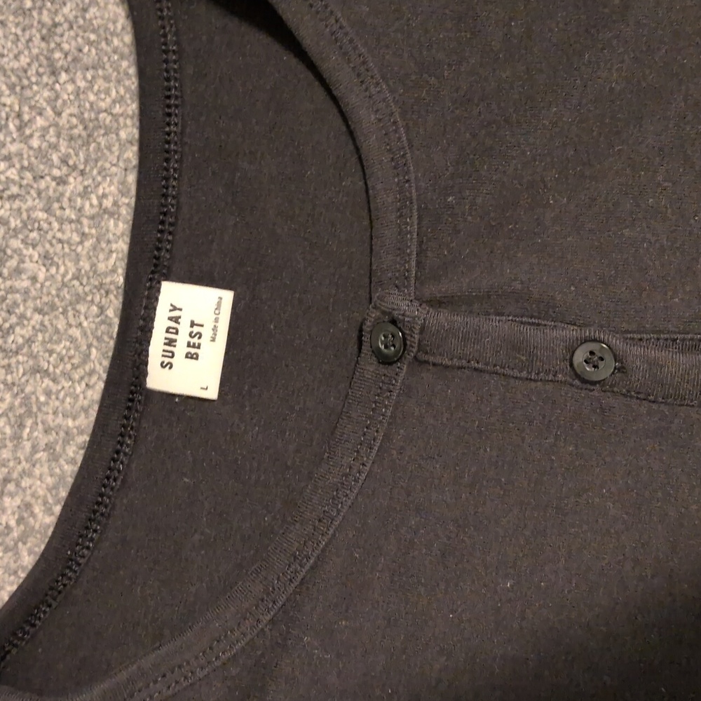 Aritzia Sunday Best Black Cropped Cardigan Size Large - Picture 2 of 6